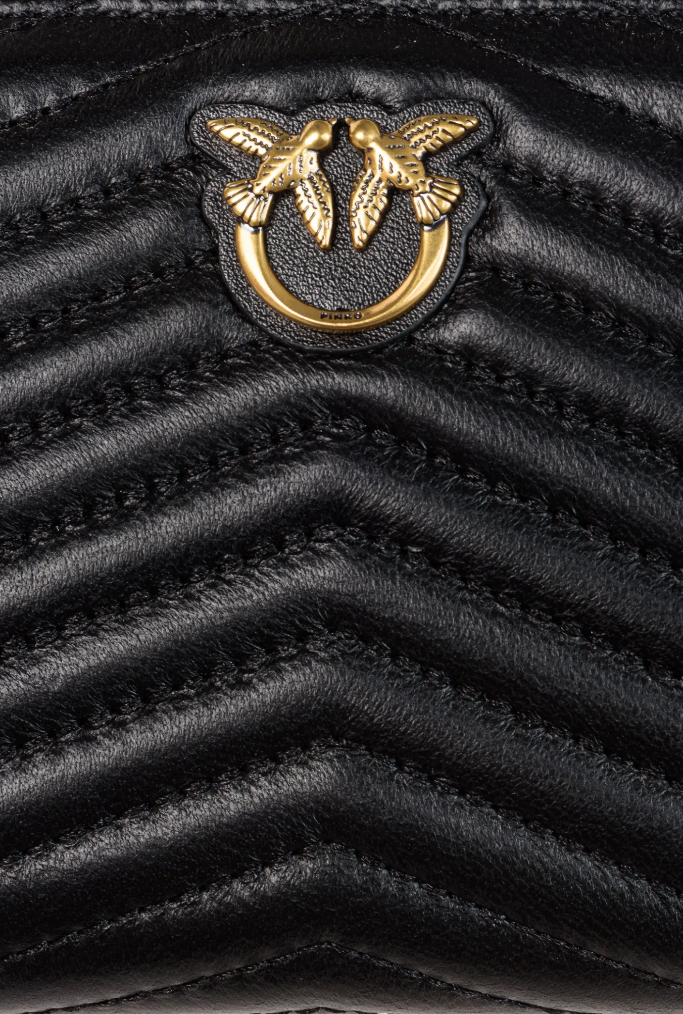 Maroquinerie|PINKO Portefeuille A Contour Zippe En Cuir Nappa A Chevrons Noir-Vieil Or